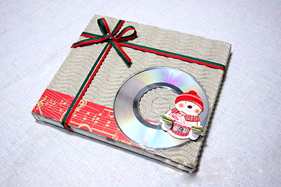 Как упаковать диск в подарок - шаг 6